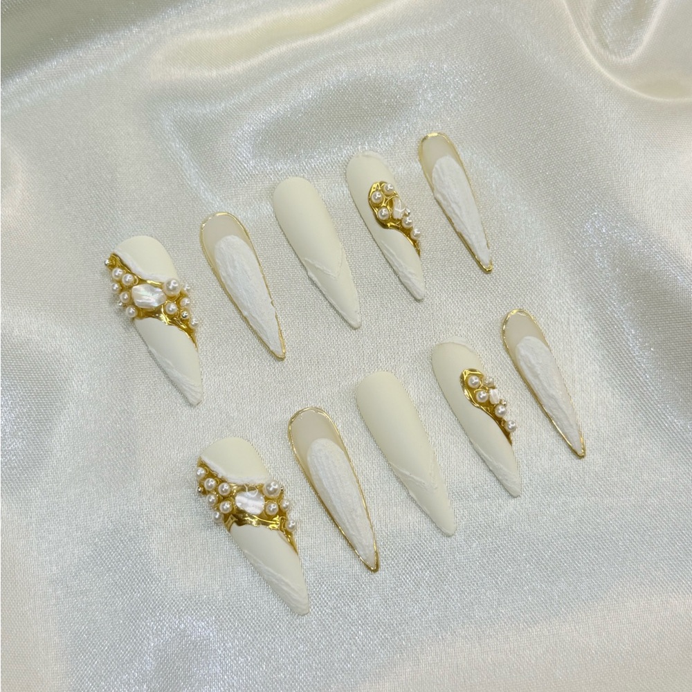 Press-on Nails Set ✨